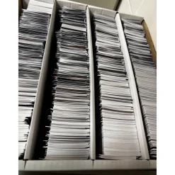 YuGiOh! DE/EN Karten Sammlung von played bis boosterfrisch in Storage Box (ca. 4000 Karten)